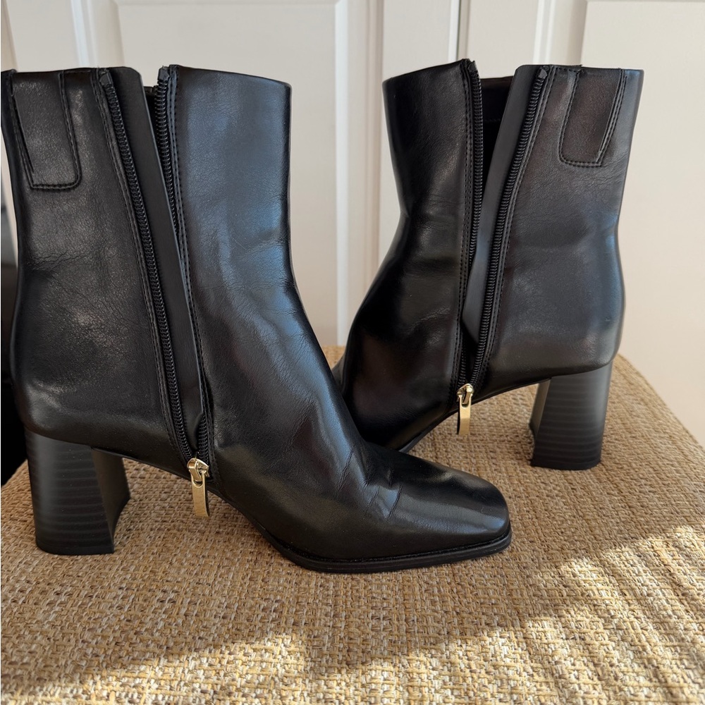 Nordstrom Women’s Sleek Black Boots